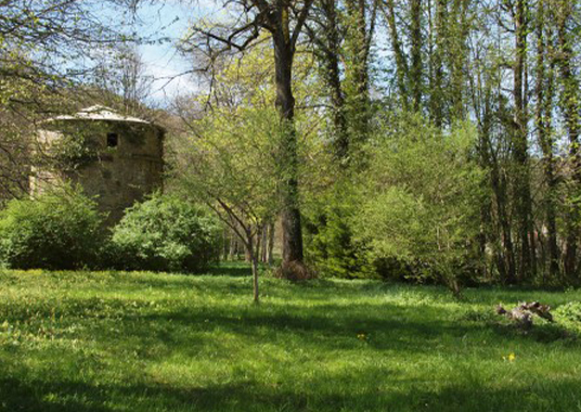 Vers le grand Colombier pigeonnier_