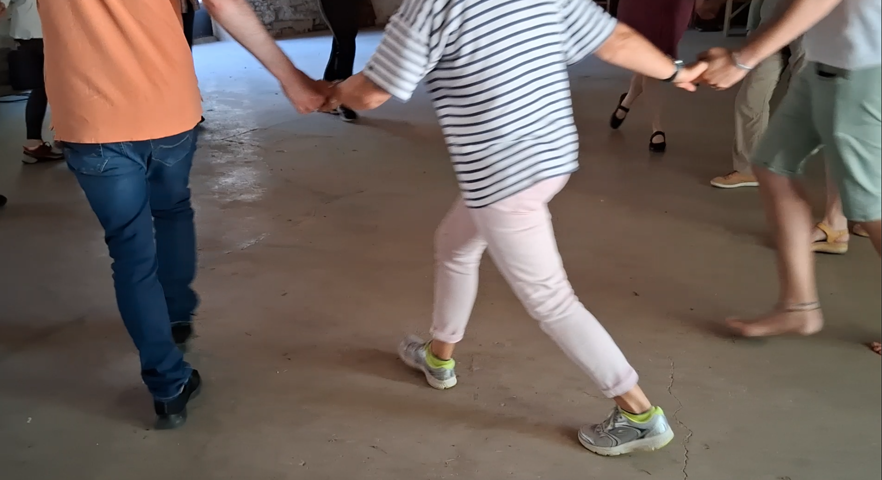 danse folk chateau de lusigny